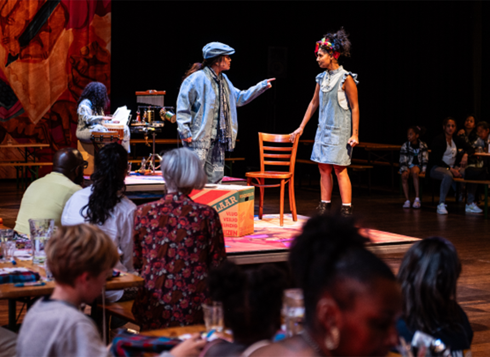 Keti Koti: Naar Ndakaaru zwemmen