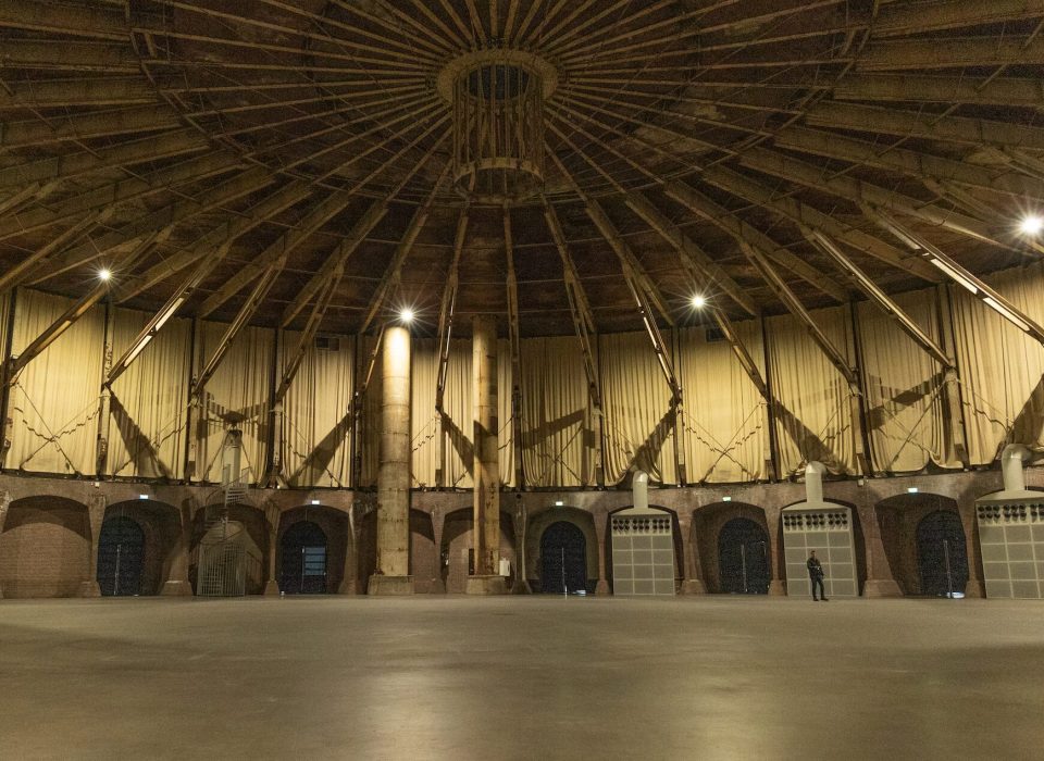 Het Parool: Will a basement beneath the Gashouder reduce the nuisance in Westerpark? ‘It does mean that more people will come to the park.