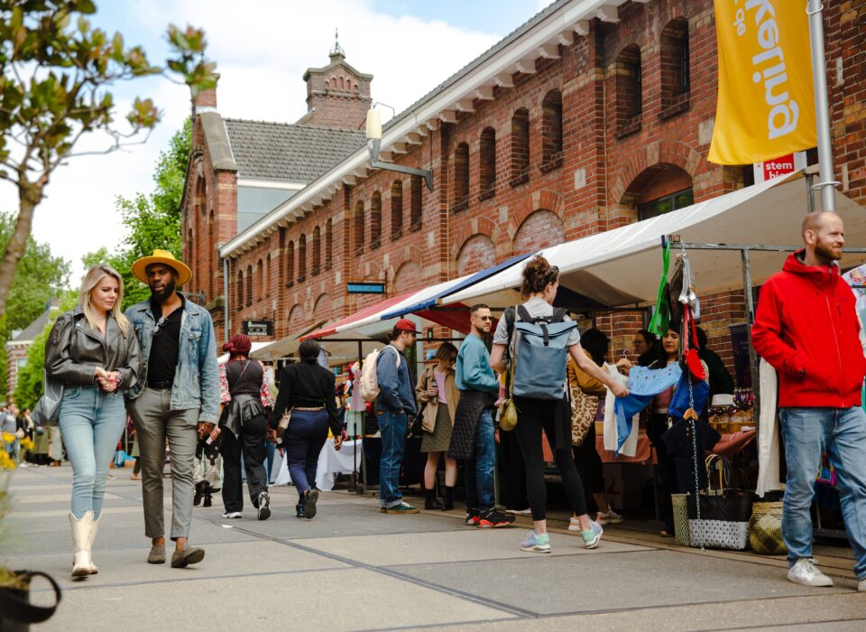 Sunday Market (Valentine’s Market)