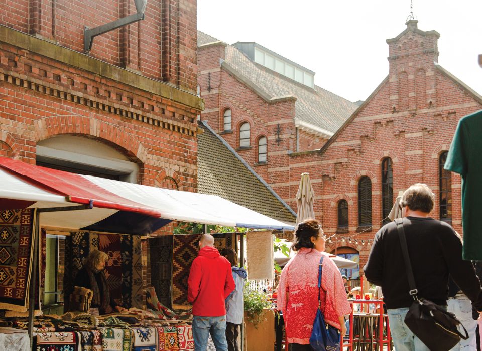 Sunday Market