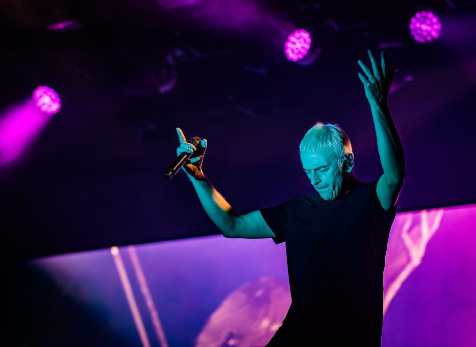 Het Parool: Underworld komt maar traag op gang in de Gashouder, maar in het tweede deel komt veel goed