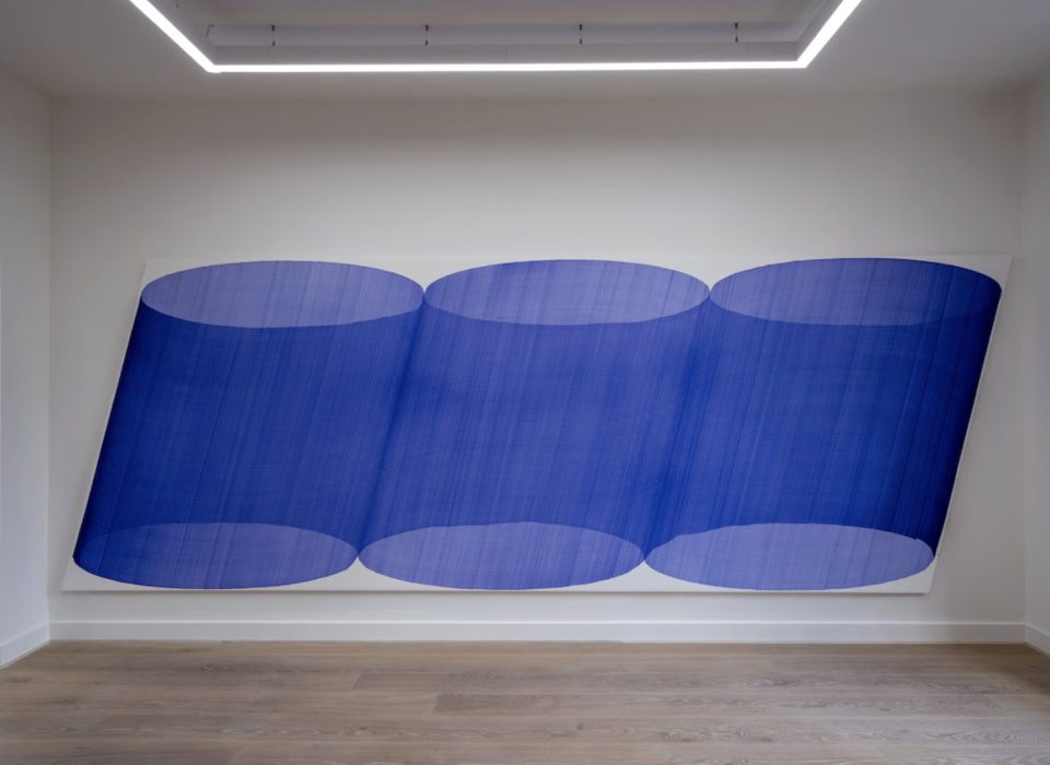 Het Parool: In een statig pand op het Westergasterrein zit een nieuw museum: Villa toont pakkende kunstwerken, elk in een eigen kamer