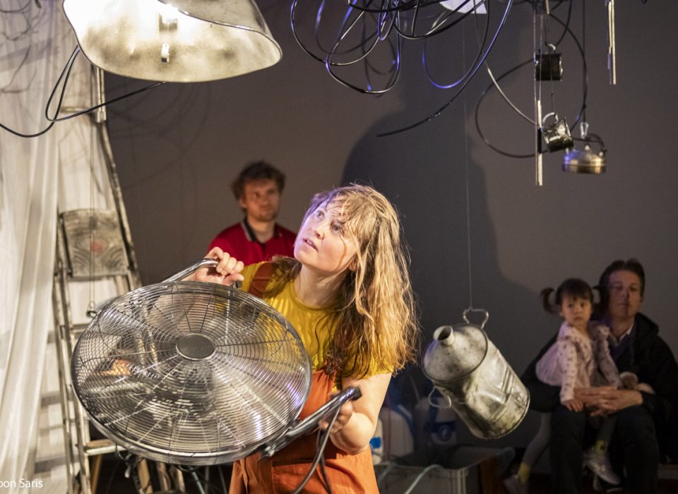 Door weer en wind (2+)