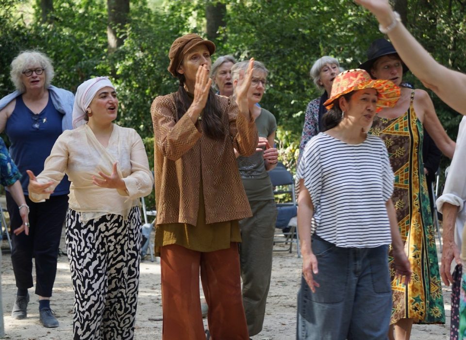 Opera DIDO in het PARK 100 zangers en musici